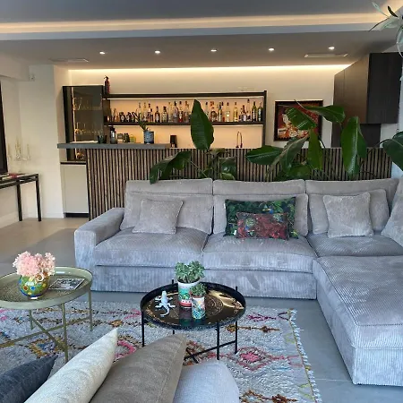 Apartament Eleasonya With Suberb Seaview